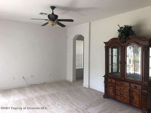 Building Photo - 5525 Thorngrove Way