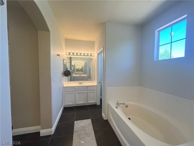 Building Photo - 1809 Snow Spring Ln