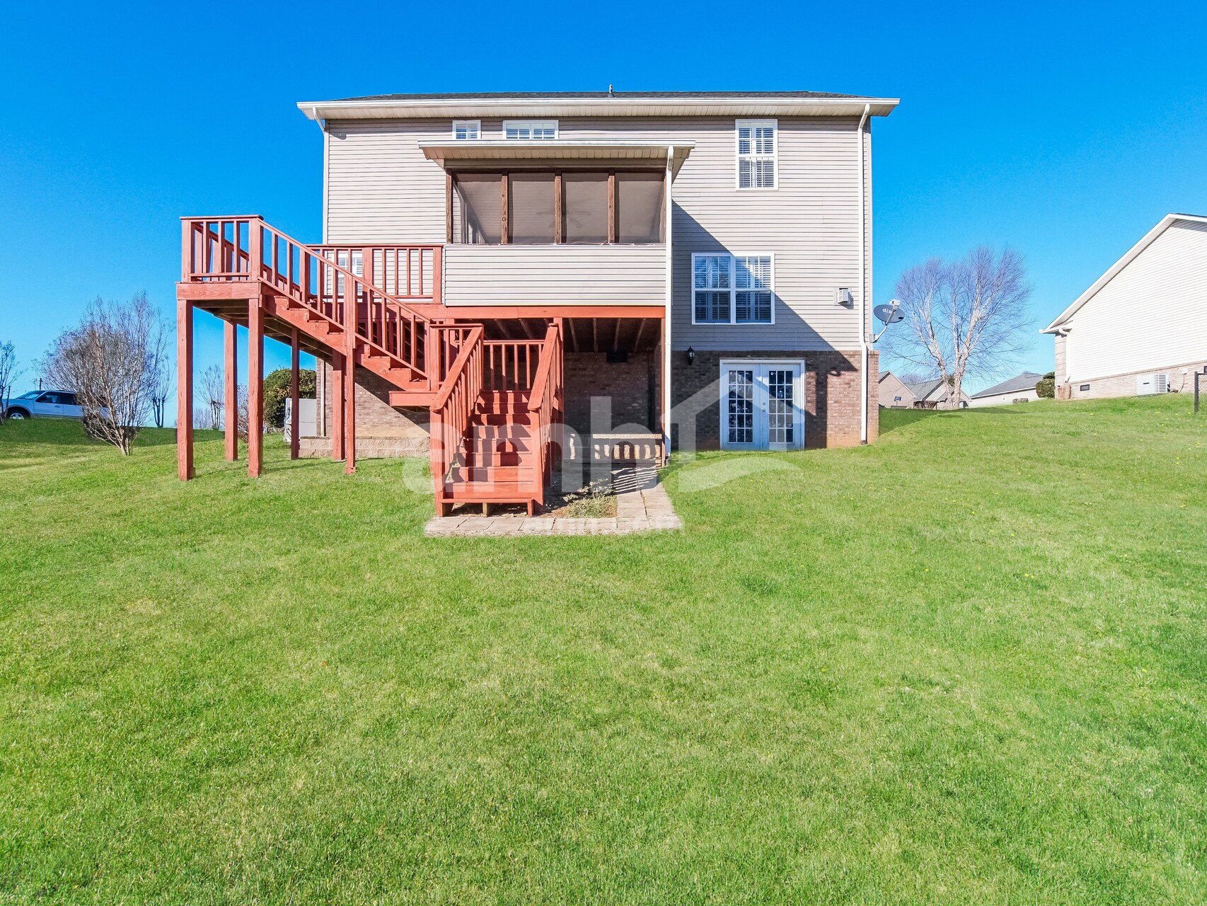 Building Photo - 204 Jessie Ln