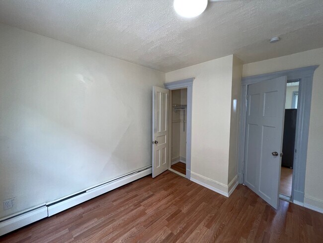 Building Photo - 12 Aetna St