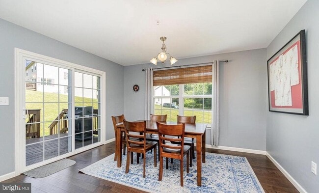 Building Photo - 358 Weatherstone Dr