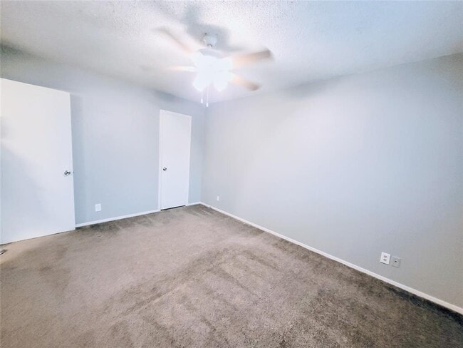 Building Photo - 3429 Willowrun Dr