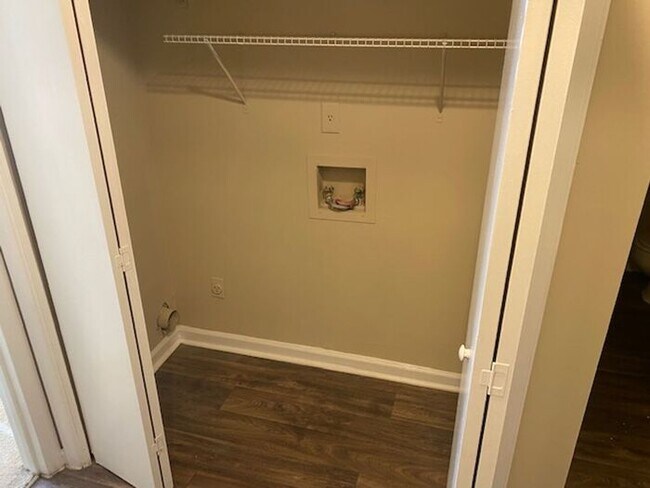 Building Photo - NOW AVAILABLE! Charming 2-Bedroom, 2-Bathroom Single-Level Townhome