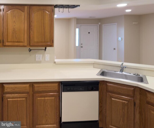 Building Photo - 806 Wharton Rd