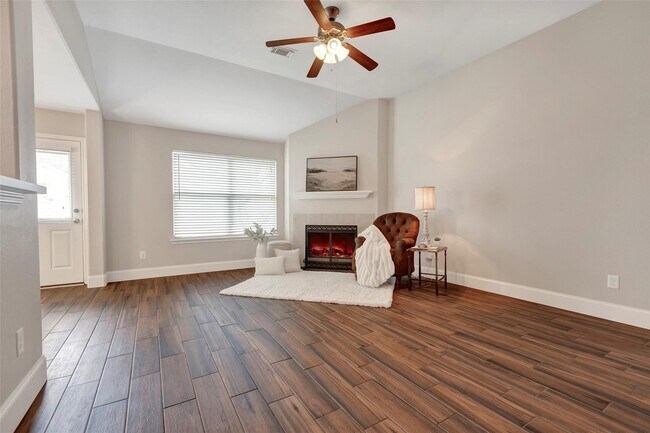 Building Photo - 10439 Hamlet Vale Ct