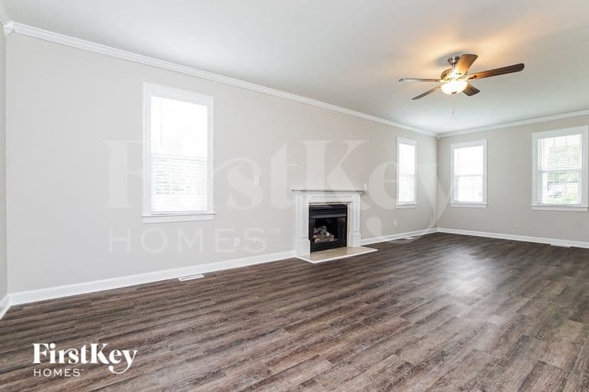 Building Photo - 414 Winfred Dr