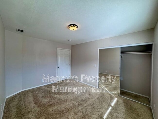 Building Photo - 30906 Crystalaire Dr