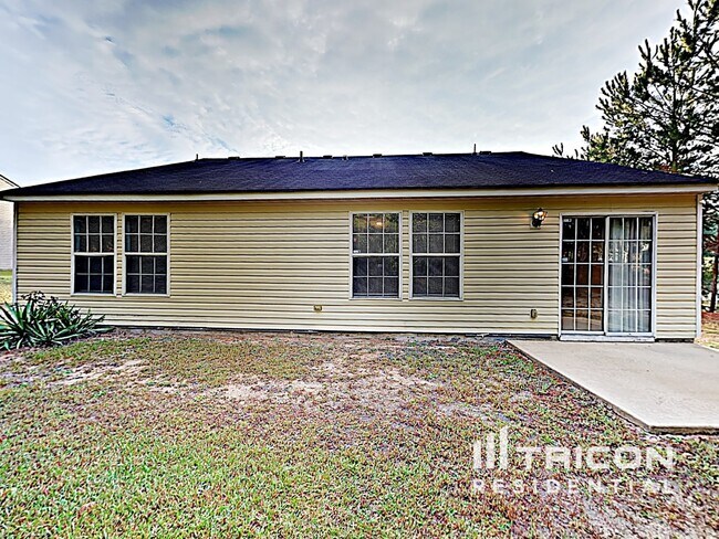 Building Photo - 6868 Merrywood Dr