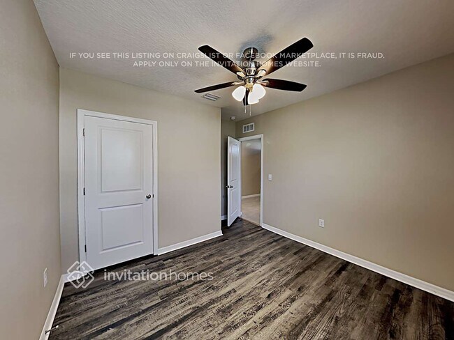 Building Photo - 34328 Jasper Stone Dr