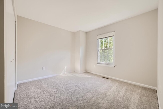 Building Photo - 15615 Plaid Dr
