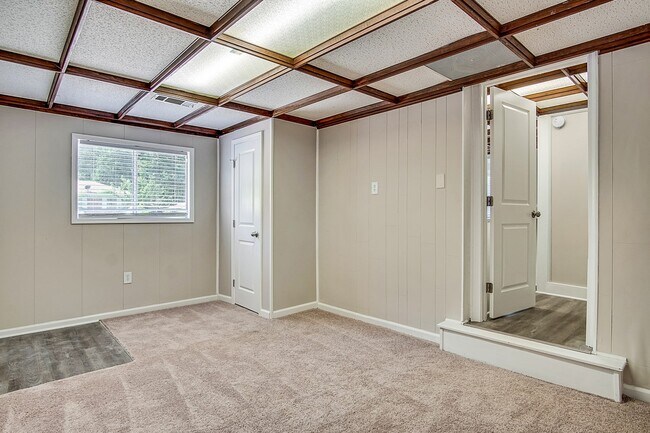 Building Photo - 3440 Lark Ln