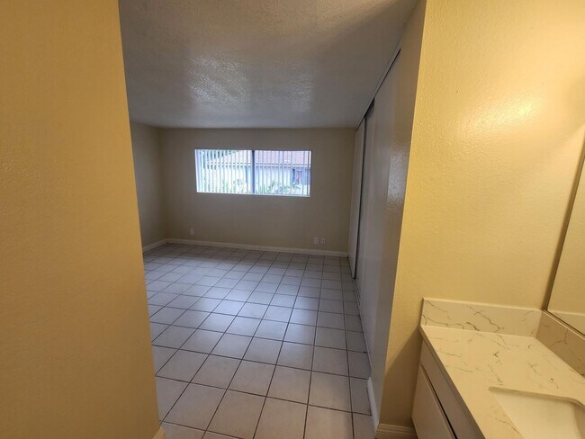 Building Photo - TERRACE2539