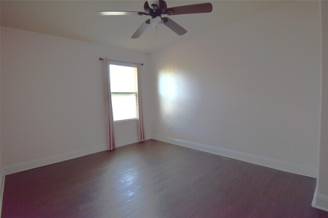 Building Photo - 419 Blossom Terrace Ln