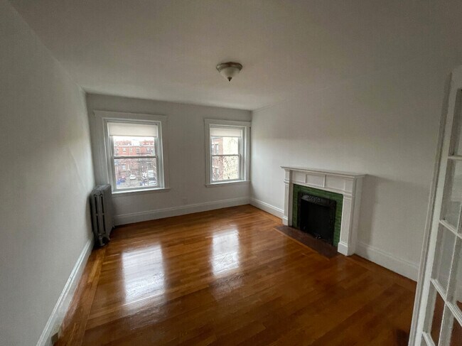 Building Photo - 34 Medfield St