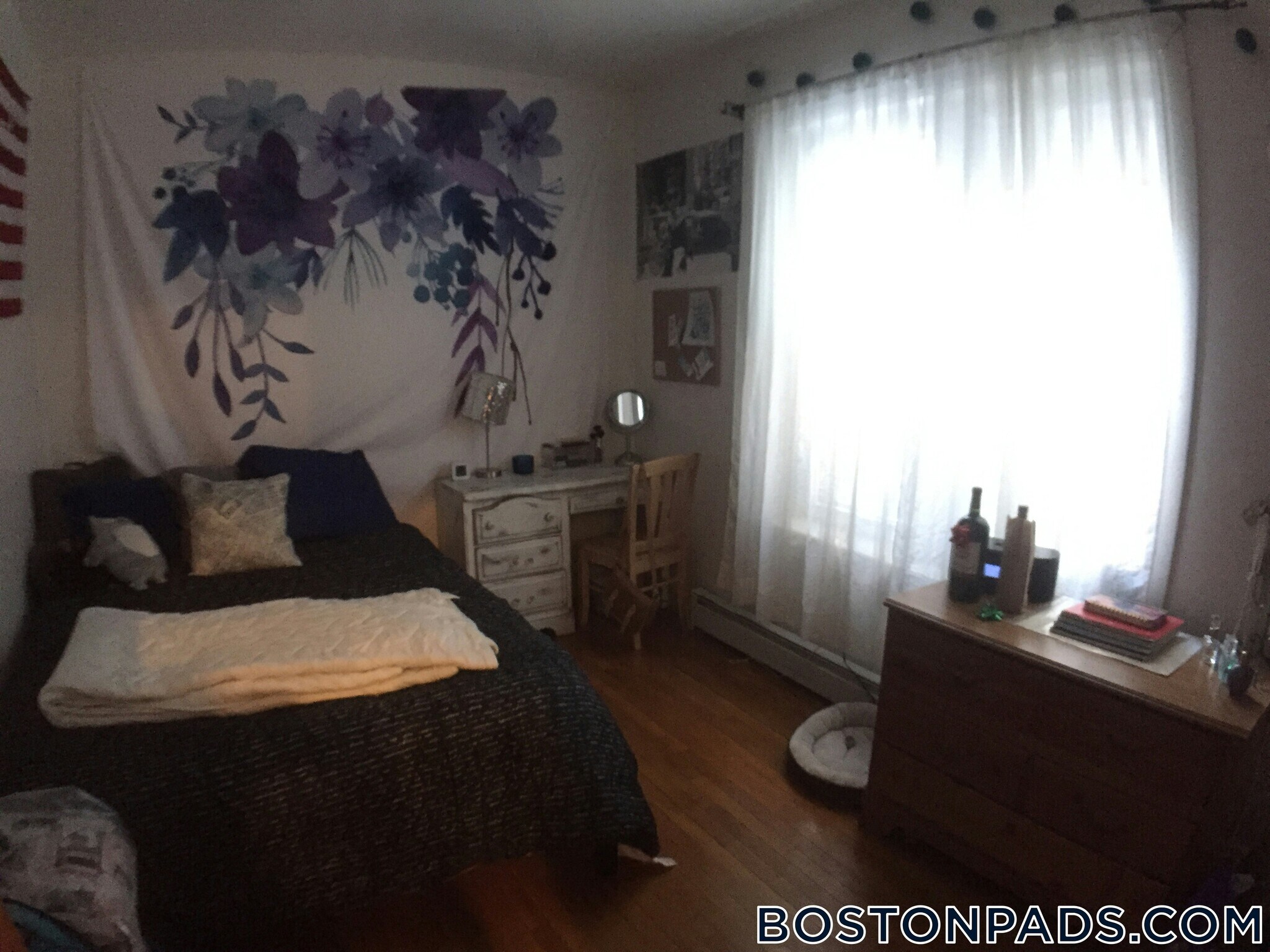 Building Photo - 157 Thorndike St