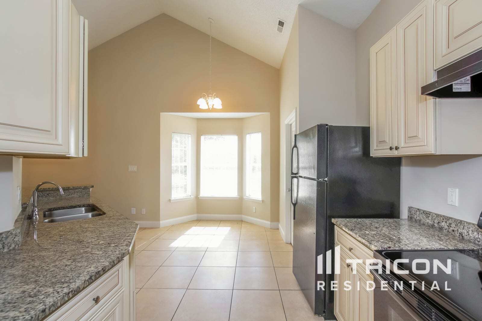Building Photo - 3226 Twin Falls Ln