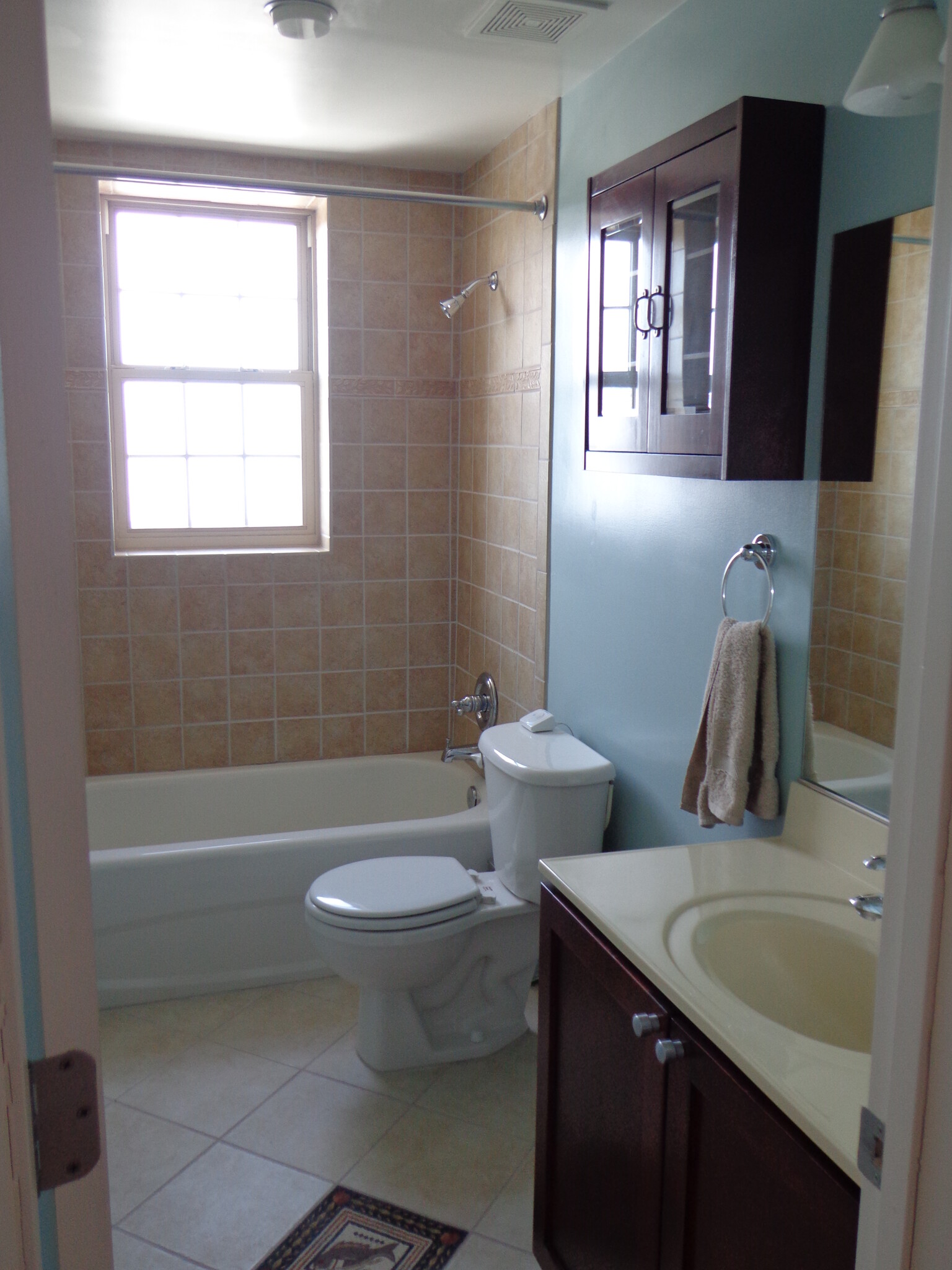Bathroom - 1417 Newton St NW