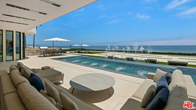 Building Photo - 31100 Broad Beach Rd