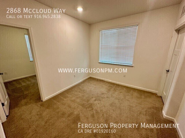 Building Photo - 2868 McCloud Way
