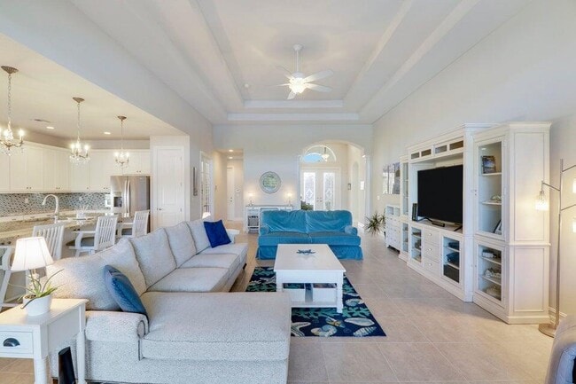 Building Photo - 510 Carrara Ct