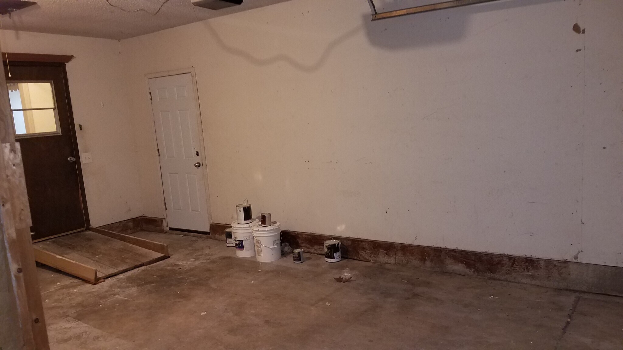 Garage - 406 Gayclifee Terrace