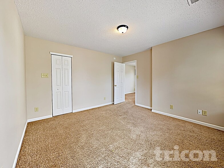 Building Photo - 8627 Panglemont Drive