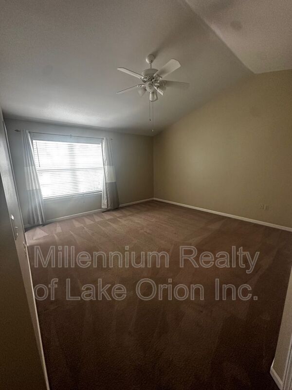 Building Photo - 3189 Silverbrook Dr