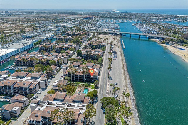 Building Photo - 6315 Marina Pacifica Dr S