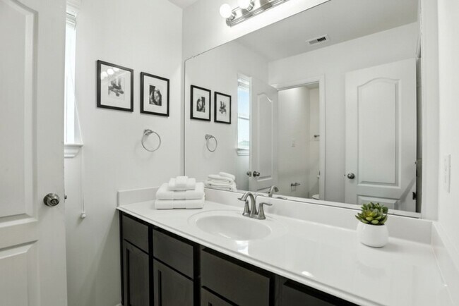 Building Photo - 22902 Jetty Manor Ln