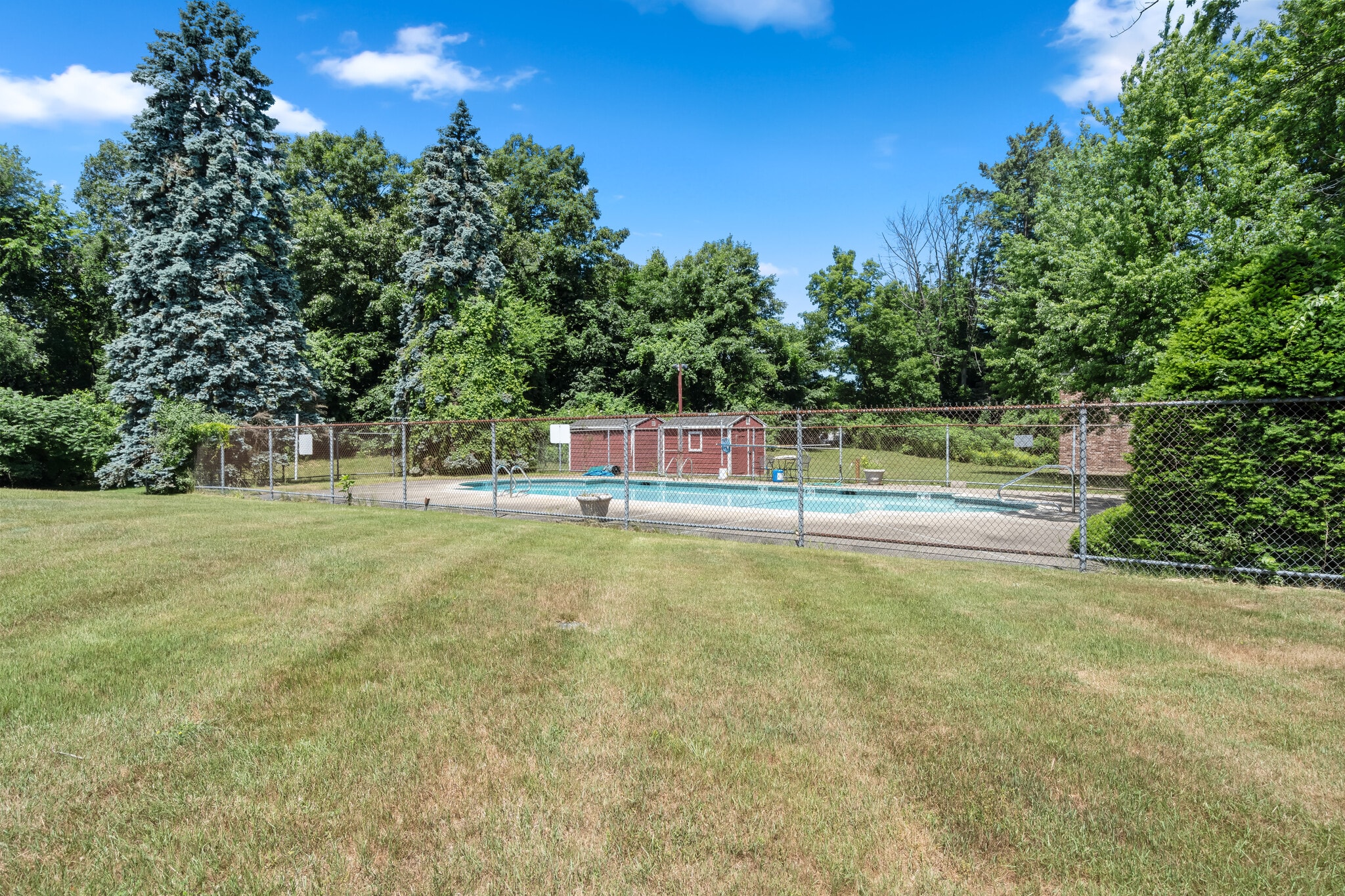 Building Photo - 13 Myles Standish Dr