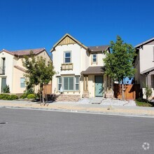 Building Photo - E. Ventura Newer Construction 3+2.5 bath H...