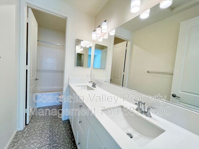 Building Photo - 84443 Passagio Lago Way