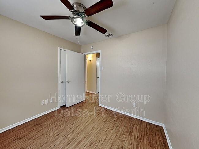 Building Photo - 14116 Cimarron Dr