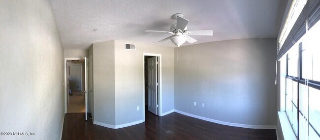 Building Photo - 420 Timberwalk Ct