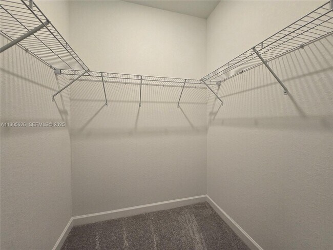 Building Photo - 12884 SW 232nd Ln