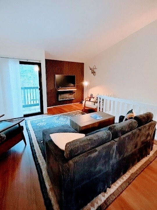 Building Photo - 510 Pitkin St