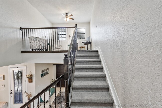 Building Photo - 4381 SW Gossamer Cir