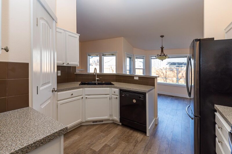 Building Photo - 3854 E Sweet Pea Ct