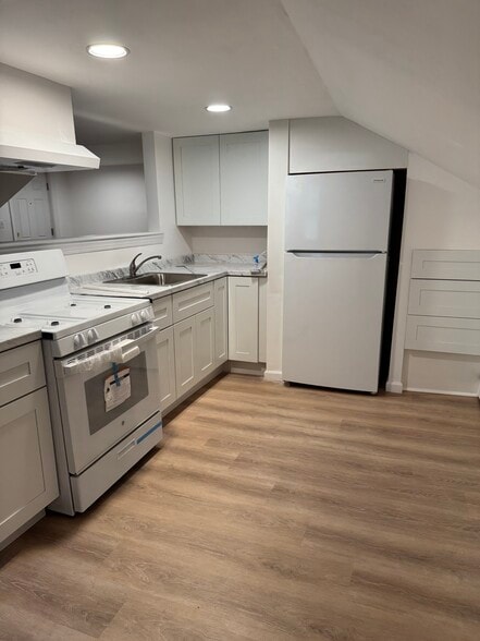 Kitchen - 210 E Black Horse Pike