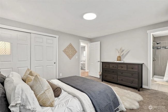 Building Photo - 1652 Index Ave SE