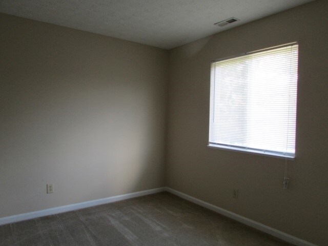 Building Photo - 6658 Largo Ln