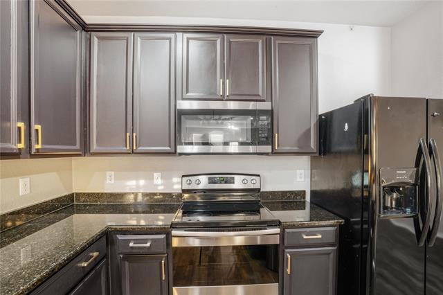 Building Photo - 8101 Kurgan Trail