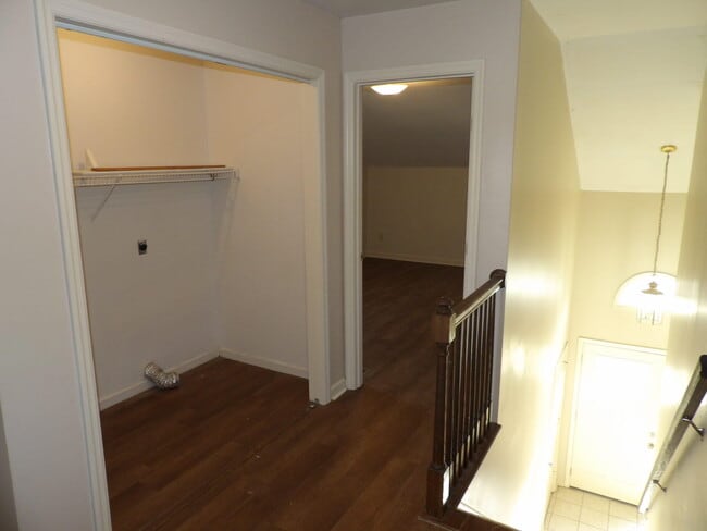 Building Photo - 107 Shannon Ln