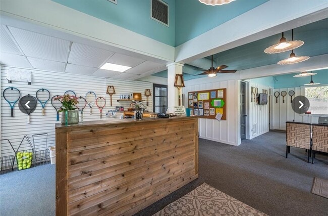 Building Photo - 3829 Spruce Pine Dr