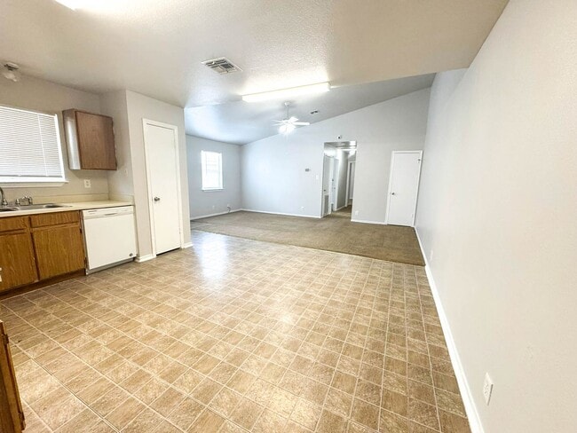 Building Photo - 11727 Capotillo St