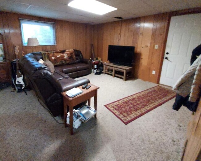 Building Photo - 438 Jacobs Ln