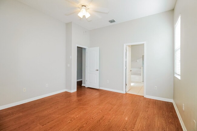 Building Photo - 14633 Deacon Ct