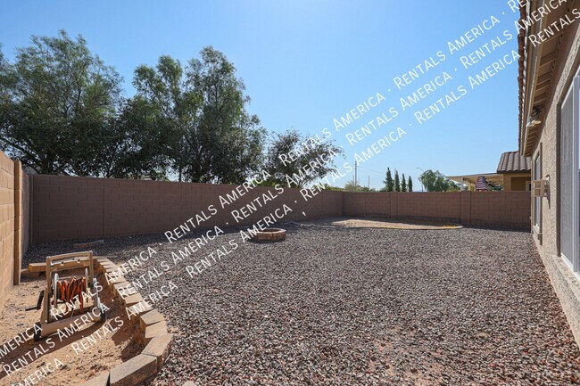 Building Photo - 15029 W Wethersfield Rd