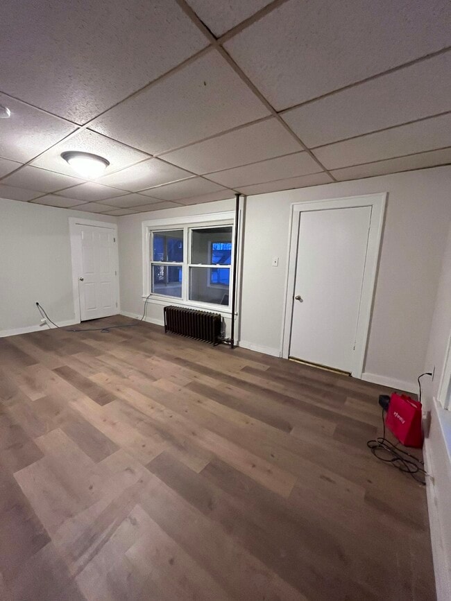 Building Photo - 114 N Thomas Ave