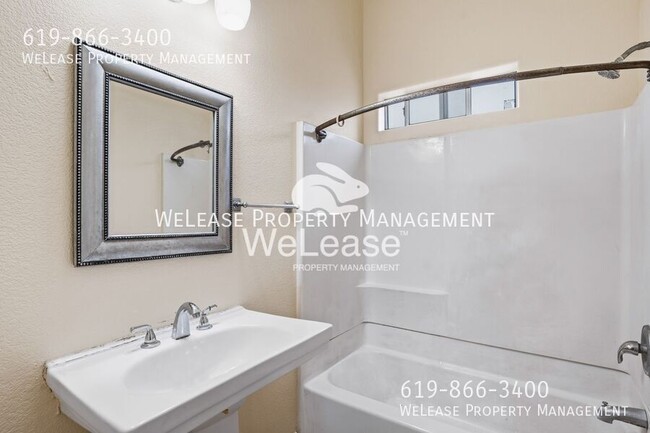 Building Photo - 3814 Menlo Ave